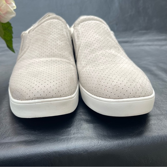 Women's Madison Slip On Sneaker
Shop all Dr. Scholl's size 11 - Picture 4 of 7